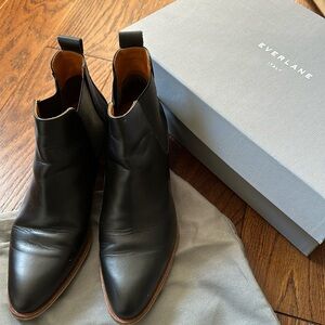 COPY - Italian leather ankle boots. Size 8 1/2, 2 inch heel. Made in Italy. 🇮🇹 …